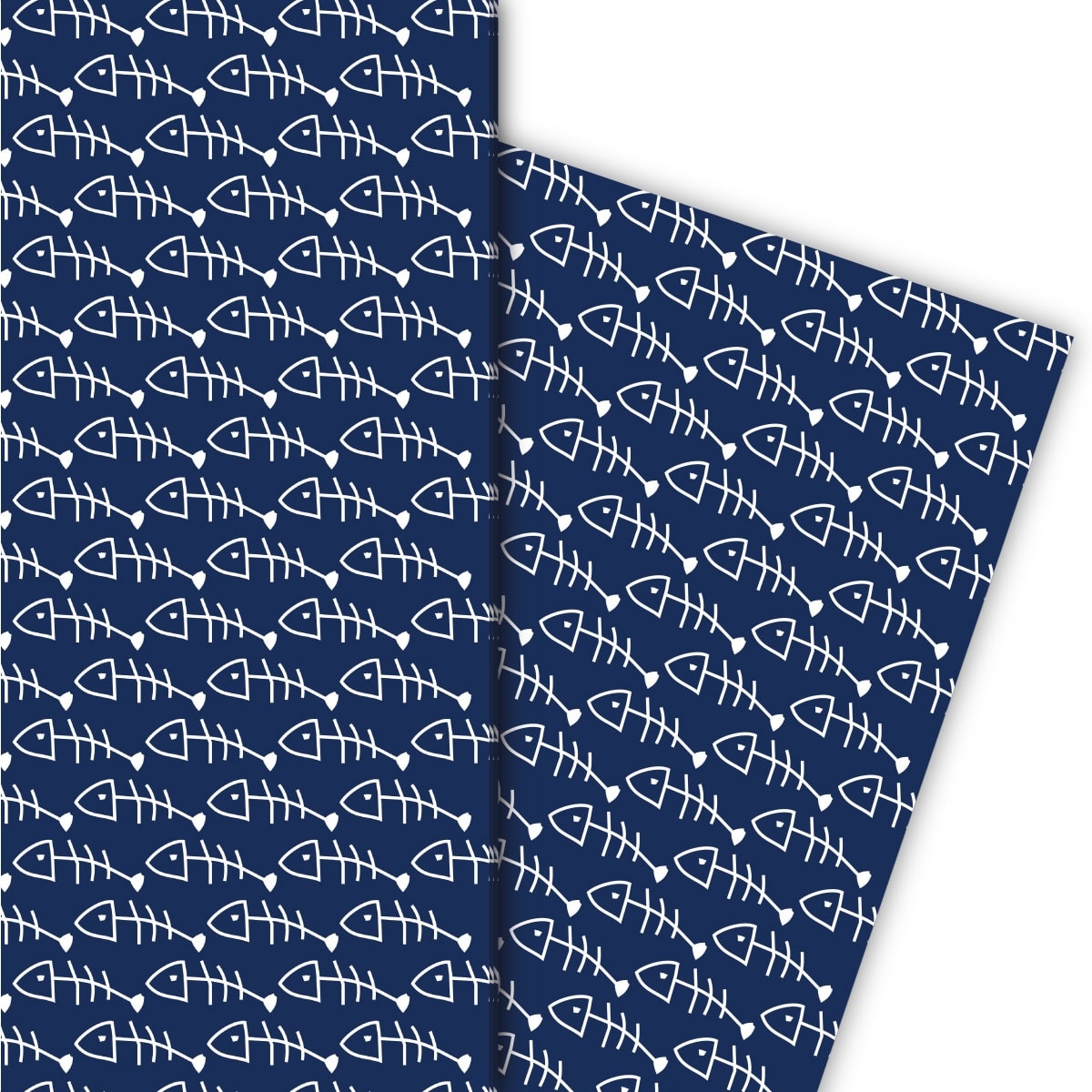 Kartenkaufrausch: Fischkopp Geschenkpapier mit grafischen aus unserer Designer Papeterie in dunkel blau