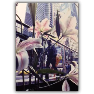 Ausgesuchte Fotokunst Blumen Grußkarte: New York durch die Lilie