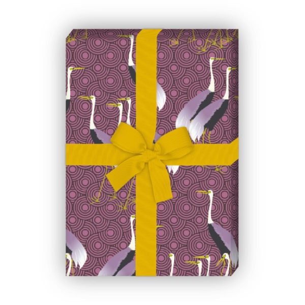 Kartenkaufrausch: Klassisches Geschenkpapier mit Kranichen aus unserer Geburtstags Papeterie in lila