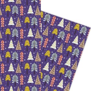 Schönes handgemaltes Retro Weihnachts Geschenkpapier mit Bäumen auf lila