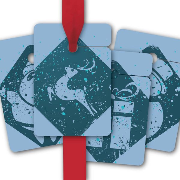 Hänge Etiketten: Geschenkanhänger mit trendigem Geschenk aus unserer Weihnachts Papeterie in hellblau
